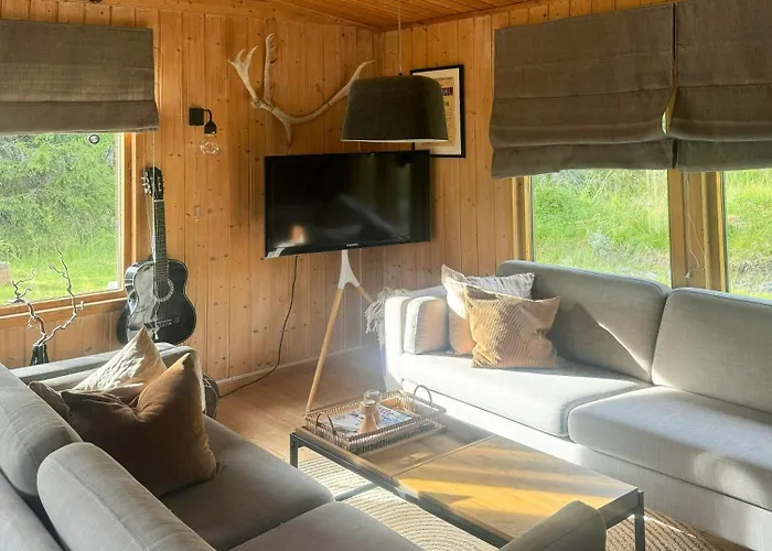 Cosy Family With Views And Sauna Svingvoll